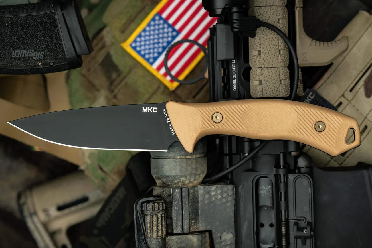 005-tf24-blk_coy MKC TF24